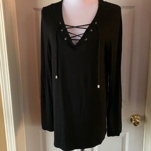 Larry Levine black tie front blouse